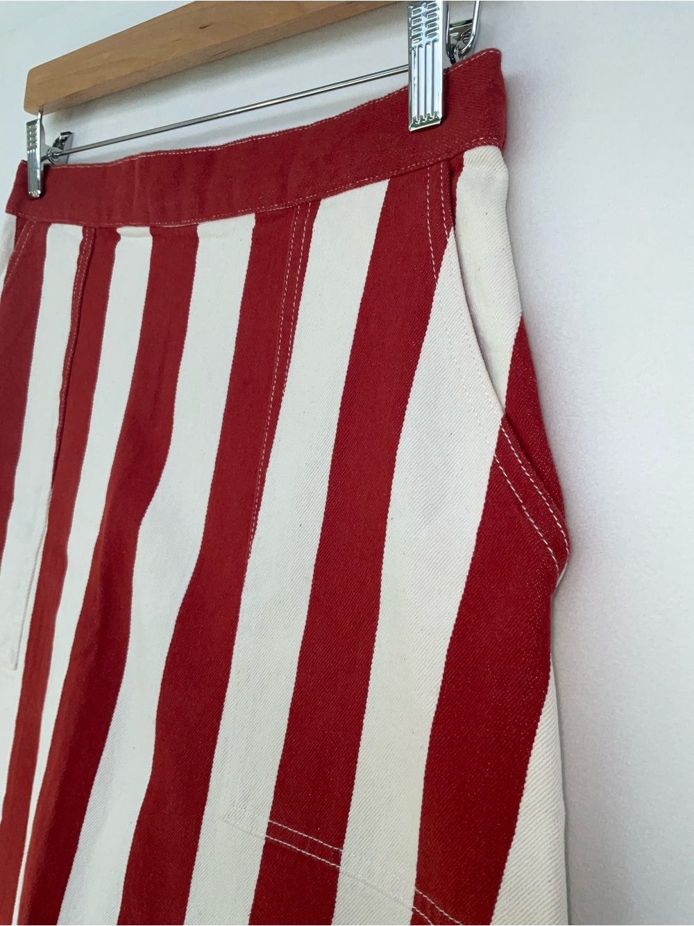RHODE Nadine Vertical-Strip Midi Skirt with Patch Pockets - Picture 4 of 10